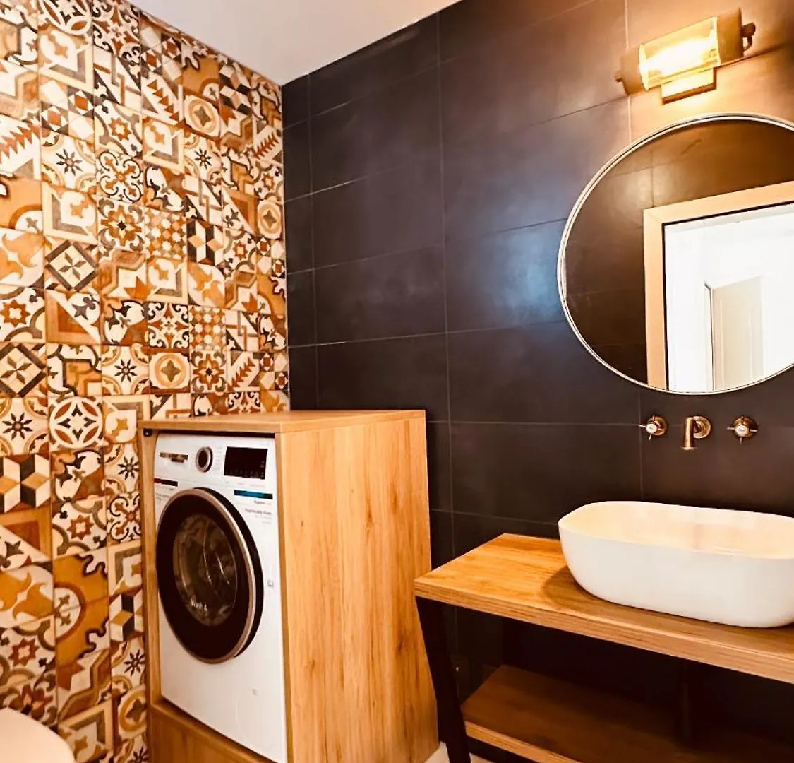 Vista Villas Apartment Endless Summer Razanac 0*,  Croatia